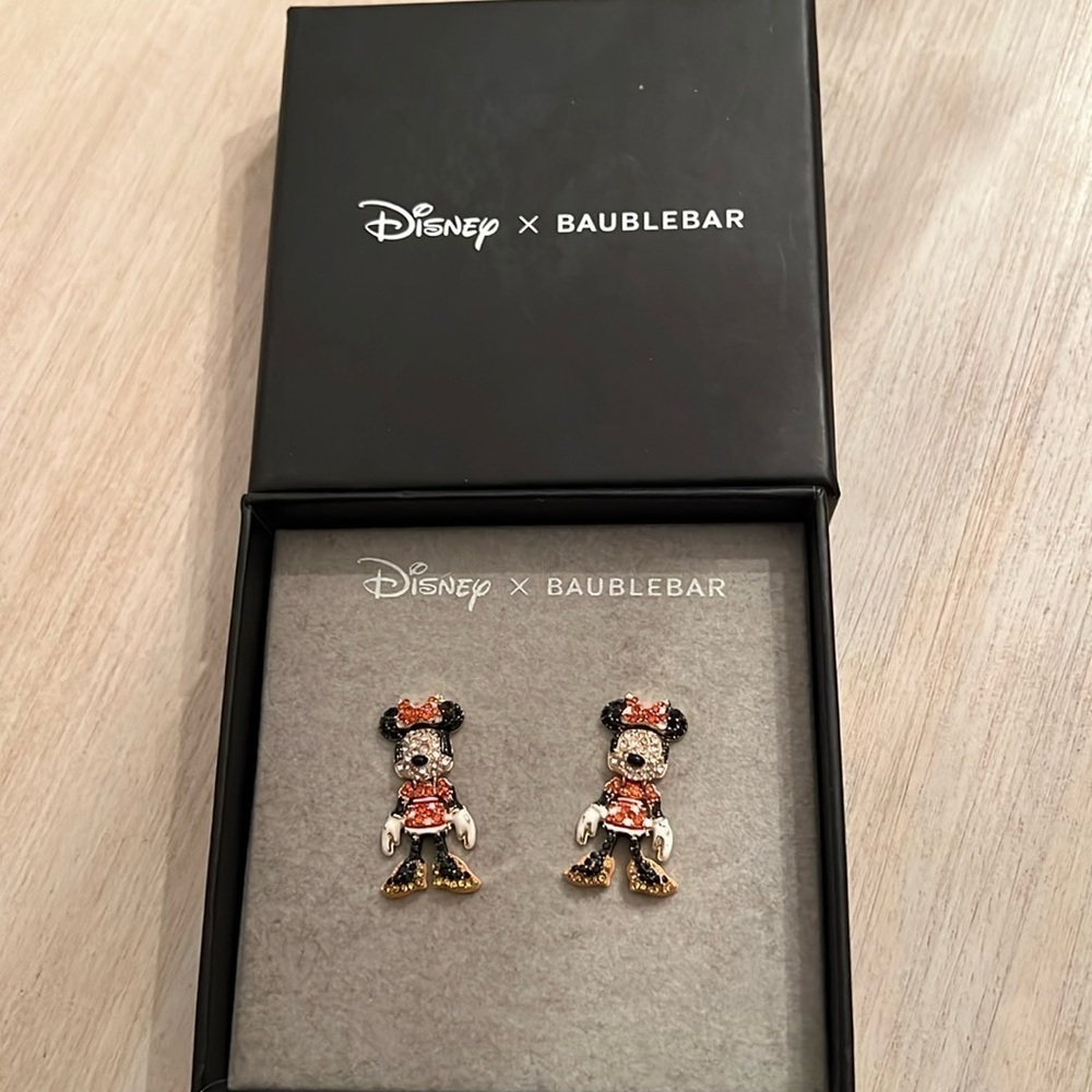 Disney x BAUBLEBAR Minnie Mouse Rhinestone Earrings New